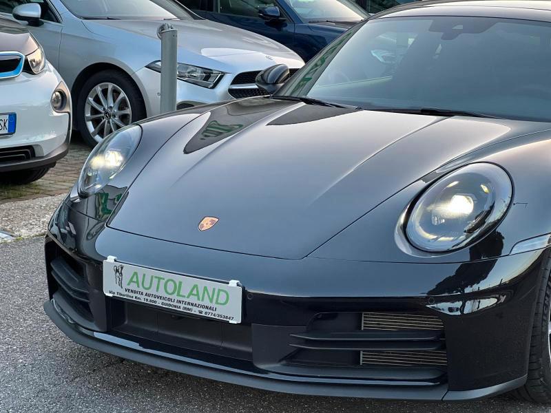 Porsche 992 3.0 Carrera auto