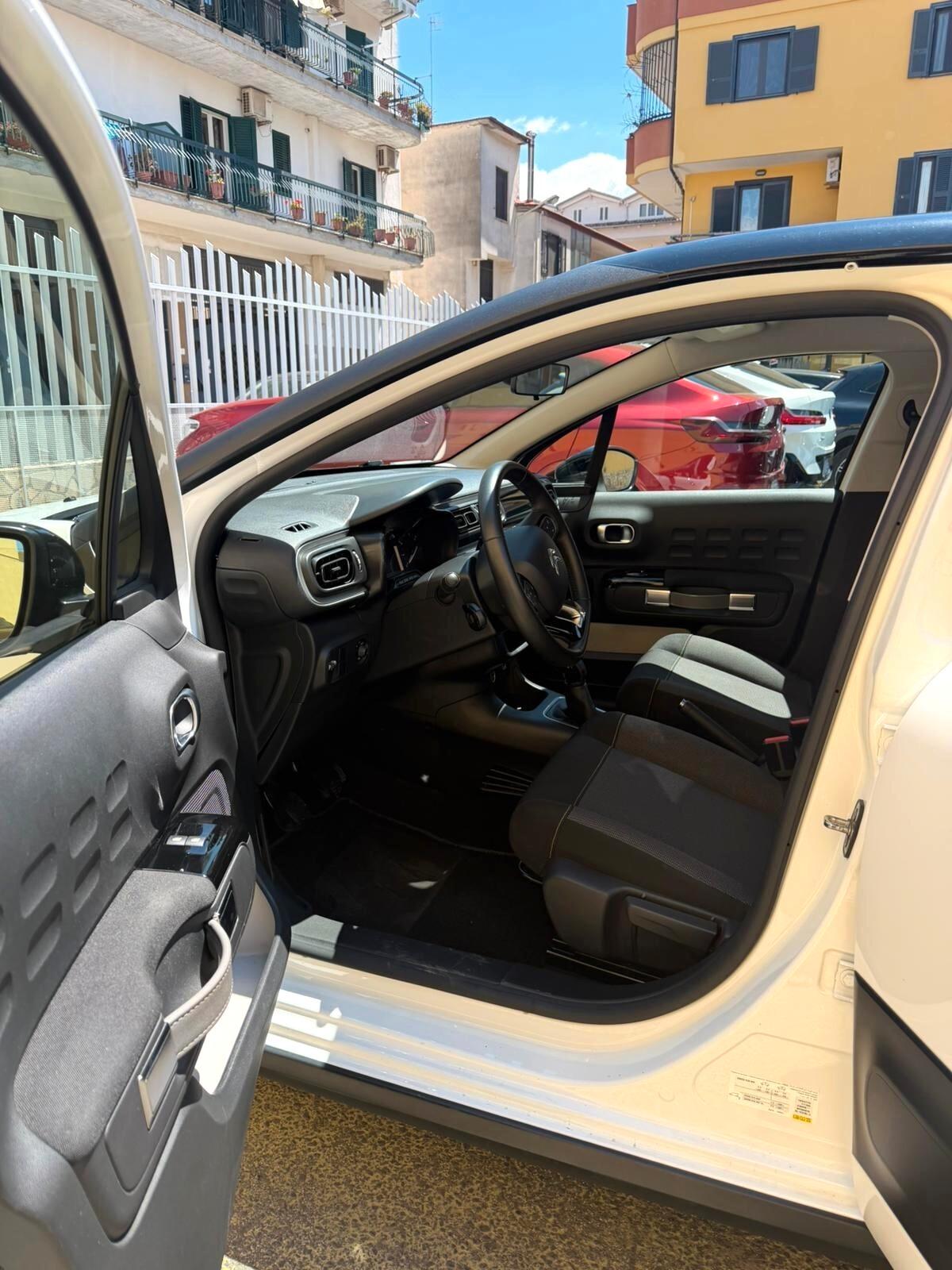 Citroen C3 III 2017 1.2 puretech Shine s