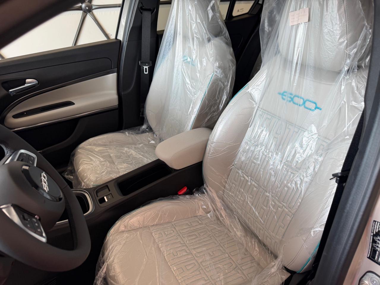 Fiat 600 Hybrid 110 CV DCT MHEV La Prima