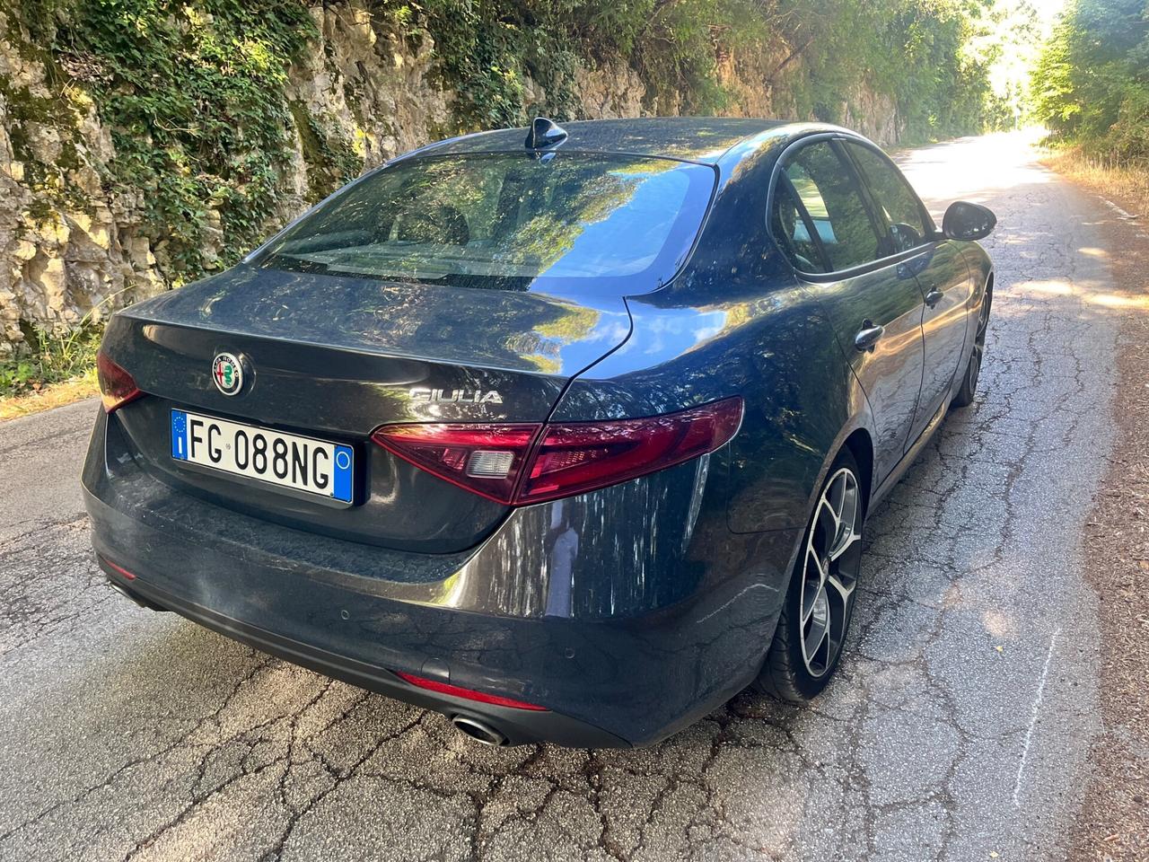 Alfa Romeo Giulia 2.2 Turbodiesel 180 CV Super