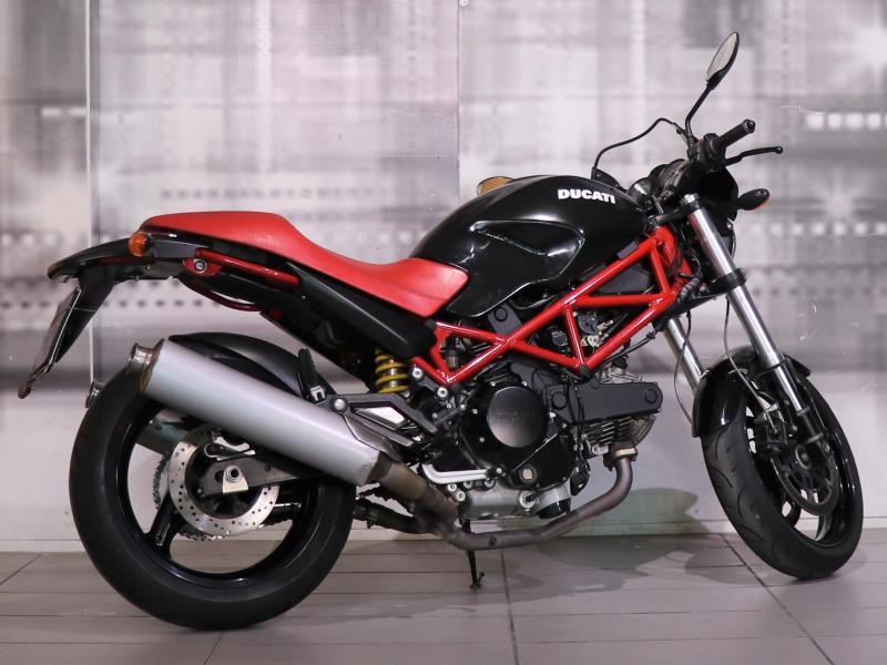 Ducati Monster 695