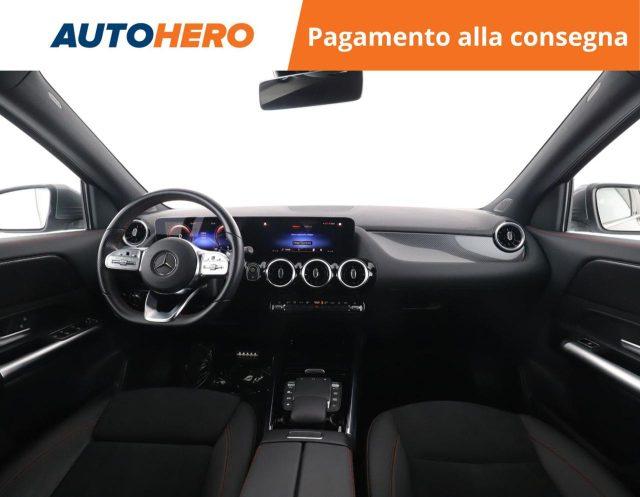 MERCEDES-BENZ GLA 180 d Automatic Premium