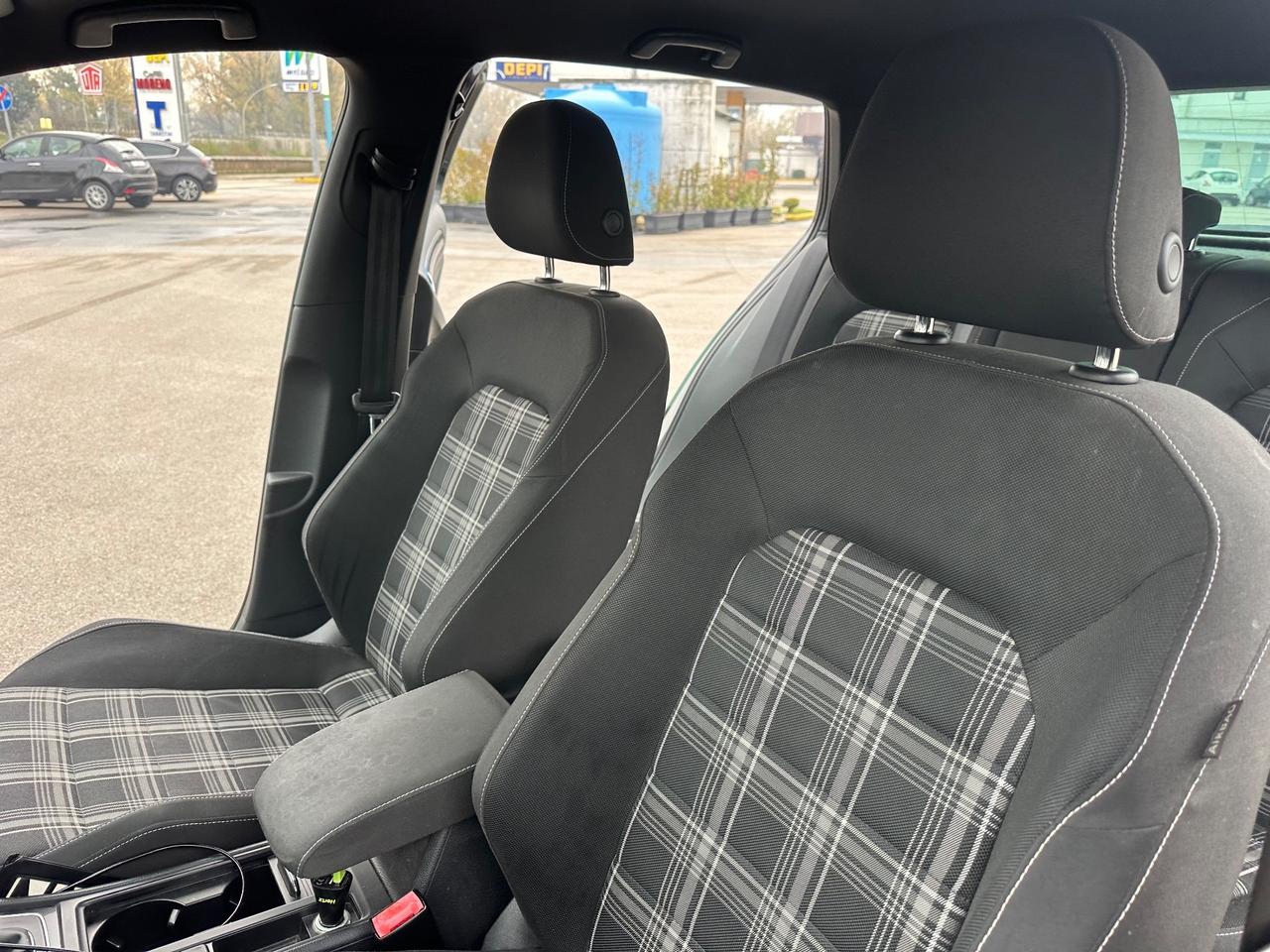 Volkswagen Golf Business GTD 2.0 TDI 5p. 4 Free BlueMotion Tech.