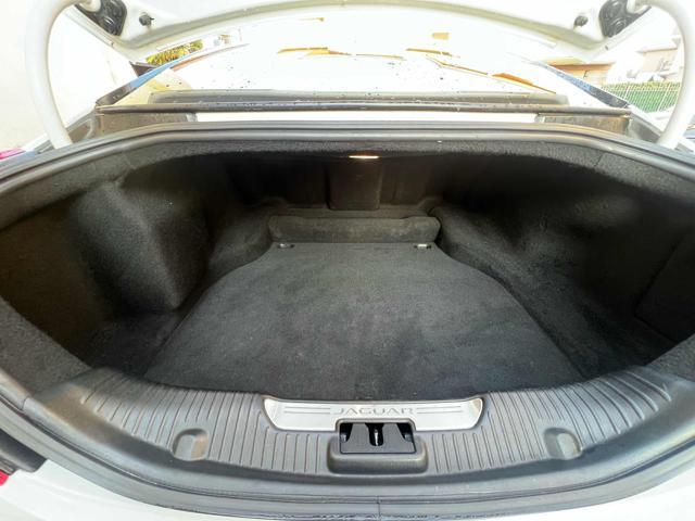 JAGUAR XJ 3.0D V6 300 CV Portfolio