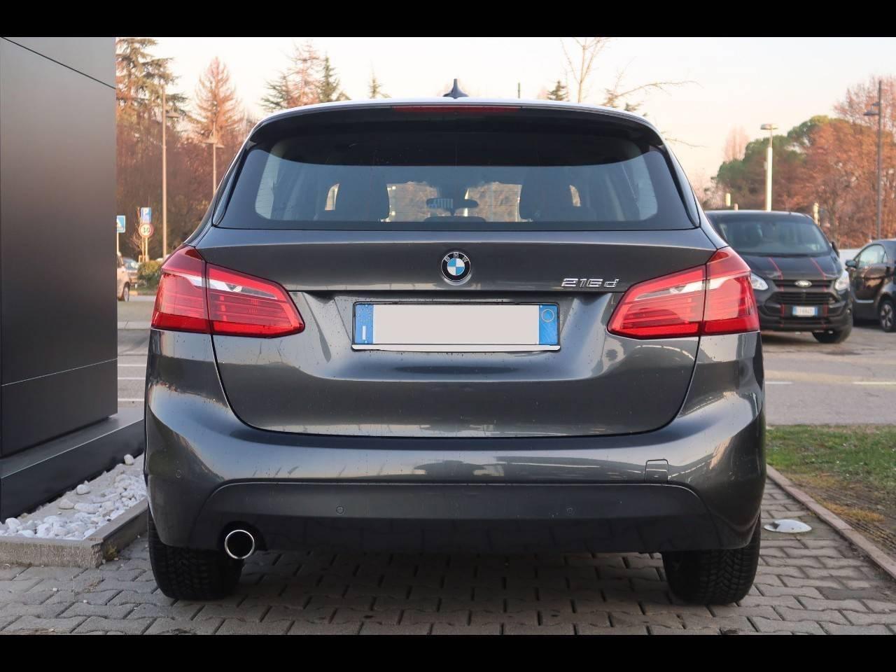 Bmw 2er Active Tourer 216d Advantage