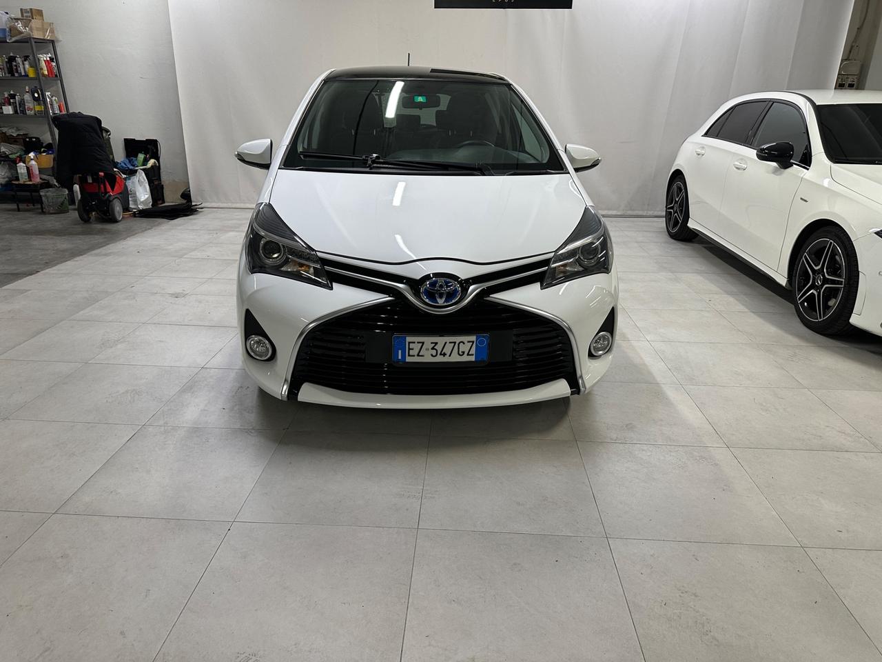 Toyota Yaris 1.5 Hybrid 5 porte Active