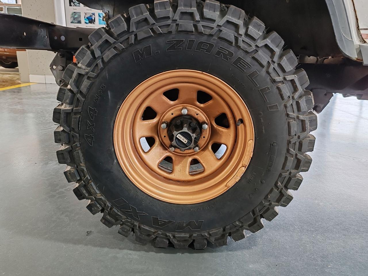 Jeep CJ-7 Cj-5 - 5.9 v8 a libretto