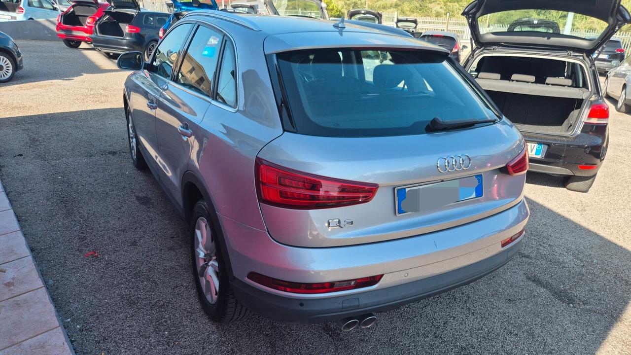 Audi Q3 2.0 TDI 150 CV Design