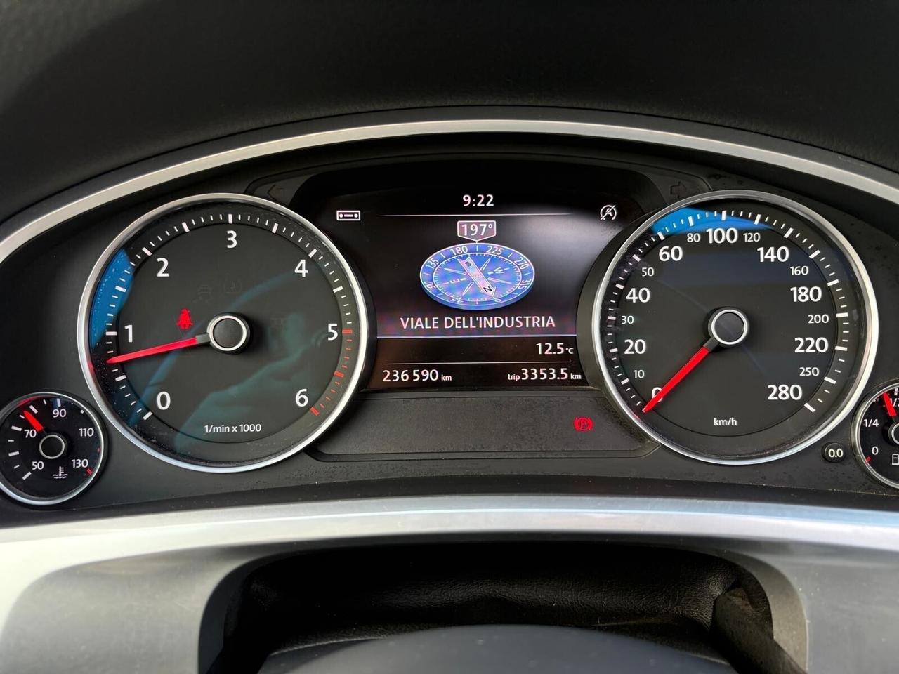 Volkswagen Touareg EXECUTIVE 3.0 V6 245cv