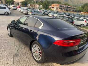 Jaguar XE garantita 12 mesi perfetta