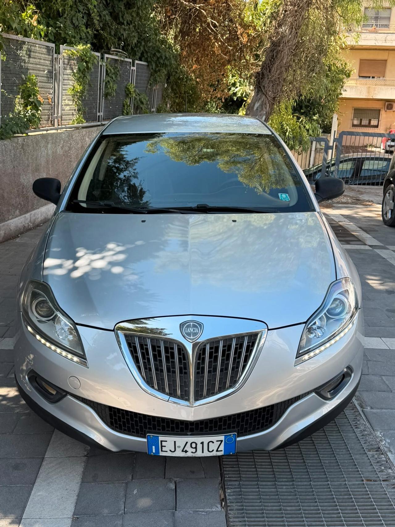 Lancia Delta 1.6 MJT DPF Silver