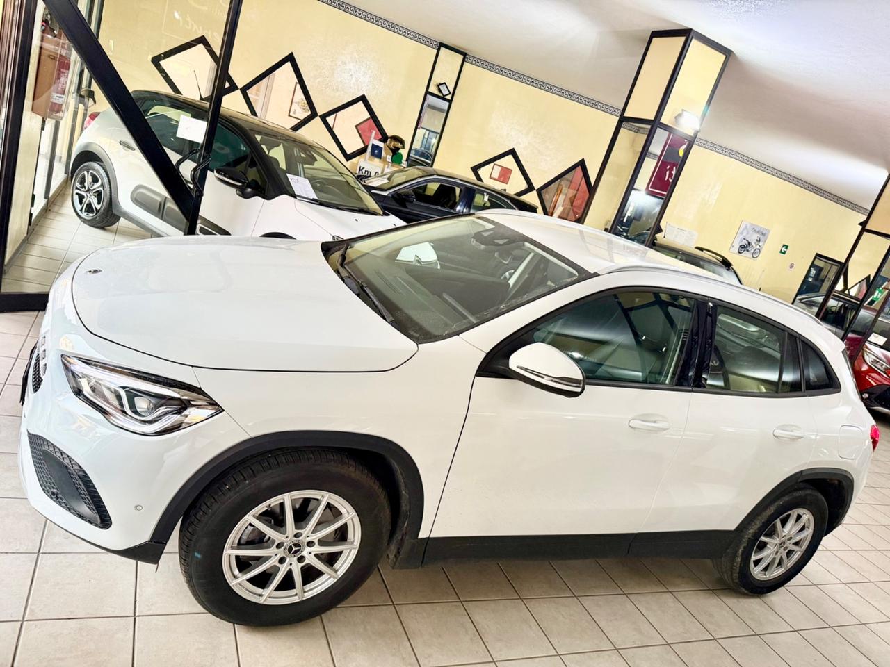 Mercedes-benz GLA 180 d Automatic Business Extra