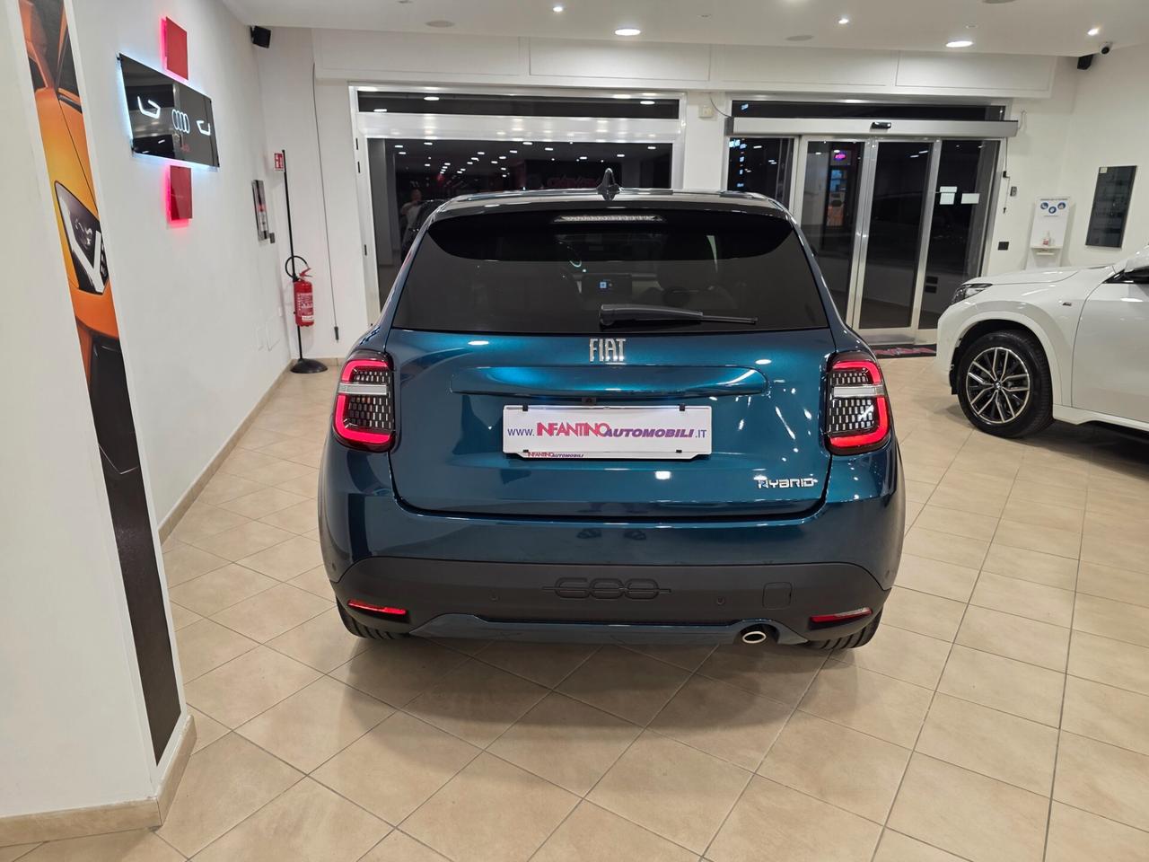 Fiat 600 Hybrid 110 CV DCT MHEV La Prima
