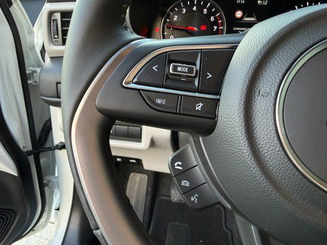 SUZUKI Swift 1.2 Hybrid 4WD AllGrip Top Navi DAB+ LED