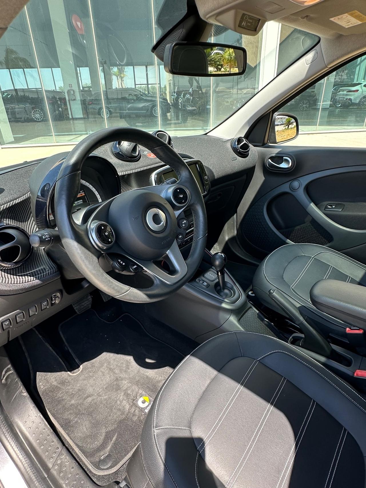 smart forFour eq Passion 22kW offerta T-Stock prezzo imperdibile
