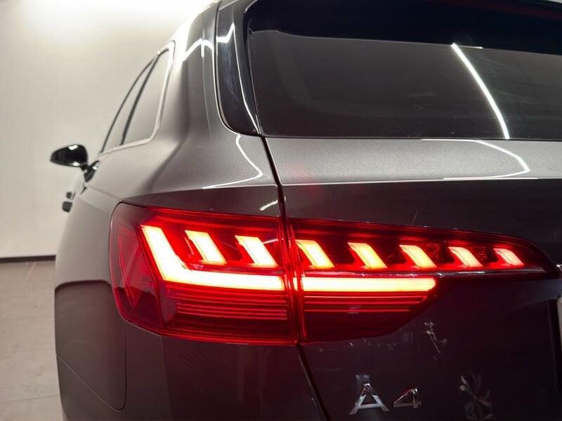 Audi A4 AVANT 40 TDI QUATTRO S TRONIC S LINE