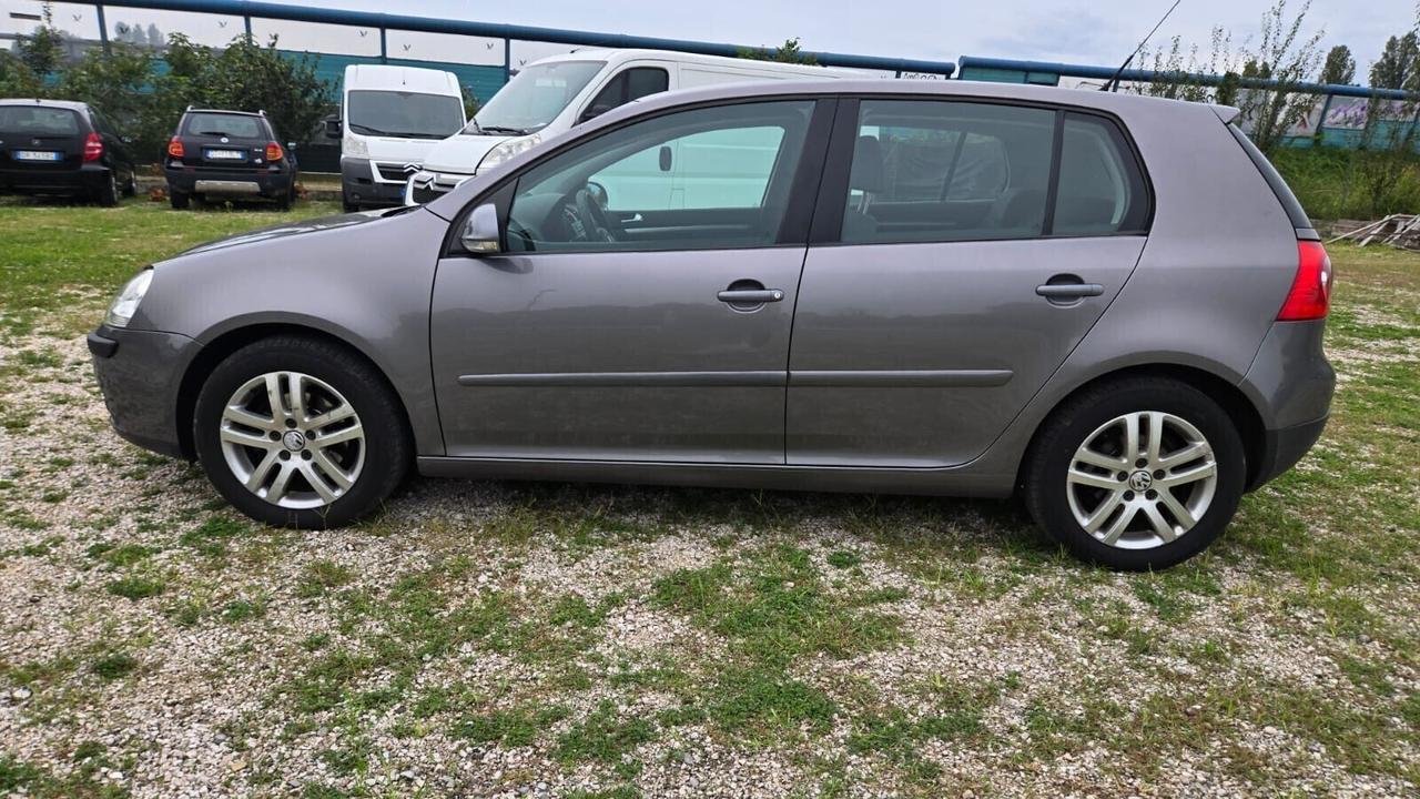 Volkswagen Golf 1.6 5p. GPL GOAL solo EXPORT