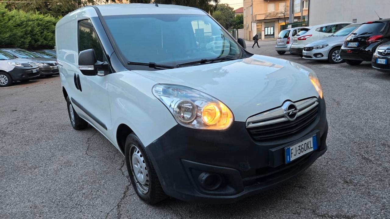 Opel Combo 1.6 CDTI 105CV Van (1000kg)Diesel E6