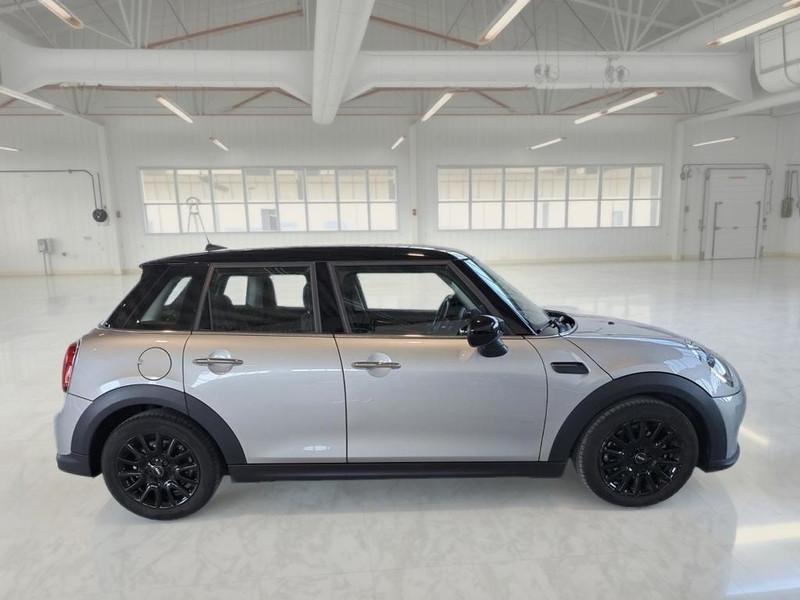 MINI COOPER CLASSIC AUTO 5 PORTE BERLINA