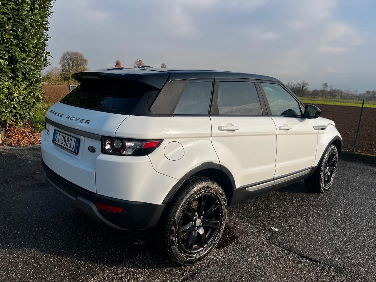 Land Rover Range Evoque 2.2 4X4 TD4 5p. Pure Tech Pack Launch Edition