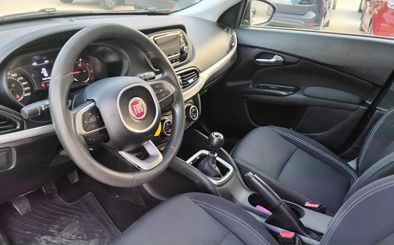 Fiat Tipo 1.6 Mjt S&S 5 porte S-Design