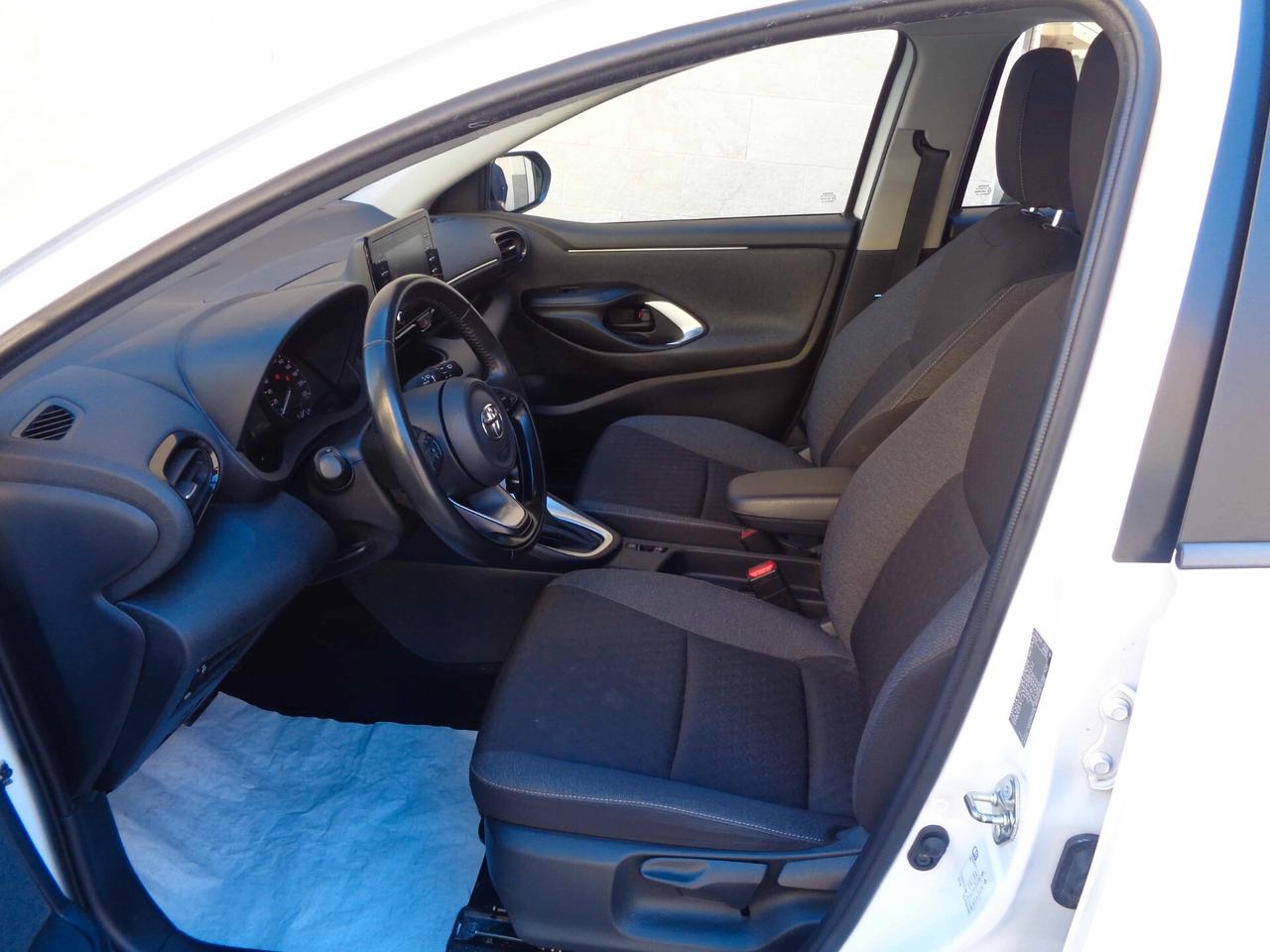 Toyota Yaris 1.5 Hybrid Trend (Finanziabile)