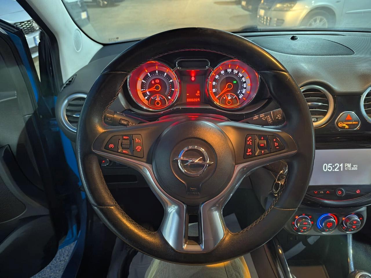 Opel Adam 1.2 70 CV Slam 2015