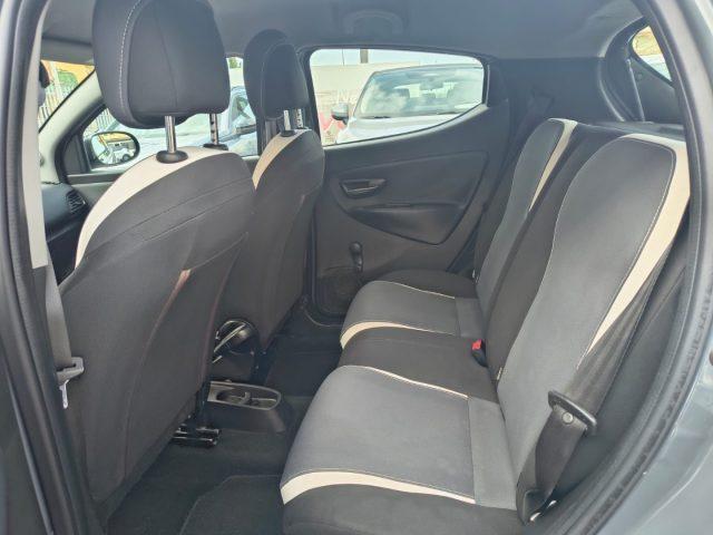 LANCIA Ypsilon 0.9 TwinAir 85 CV 5 porte Metano Ecochic Elefantin