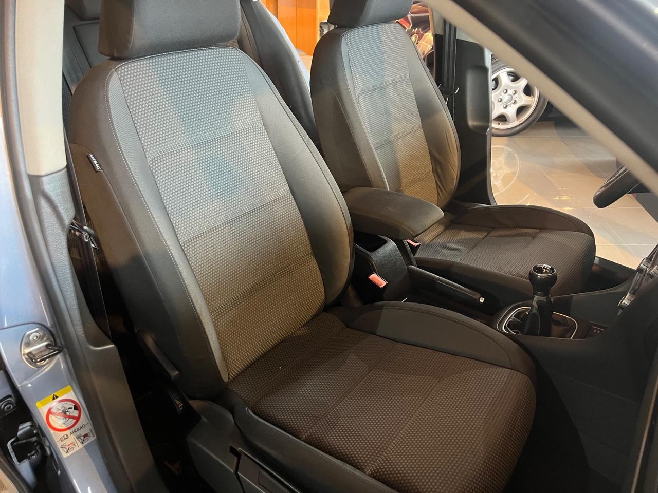 Volkswagen Golf 1.6 5p. Comfortline