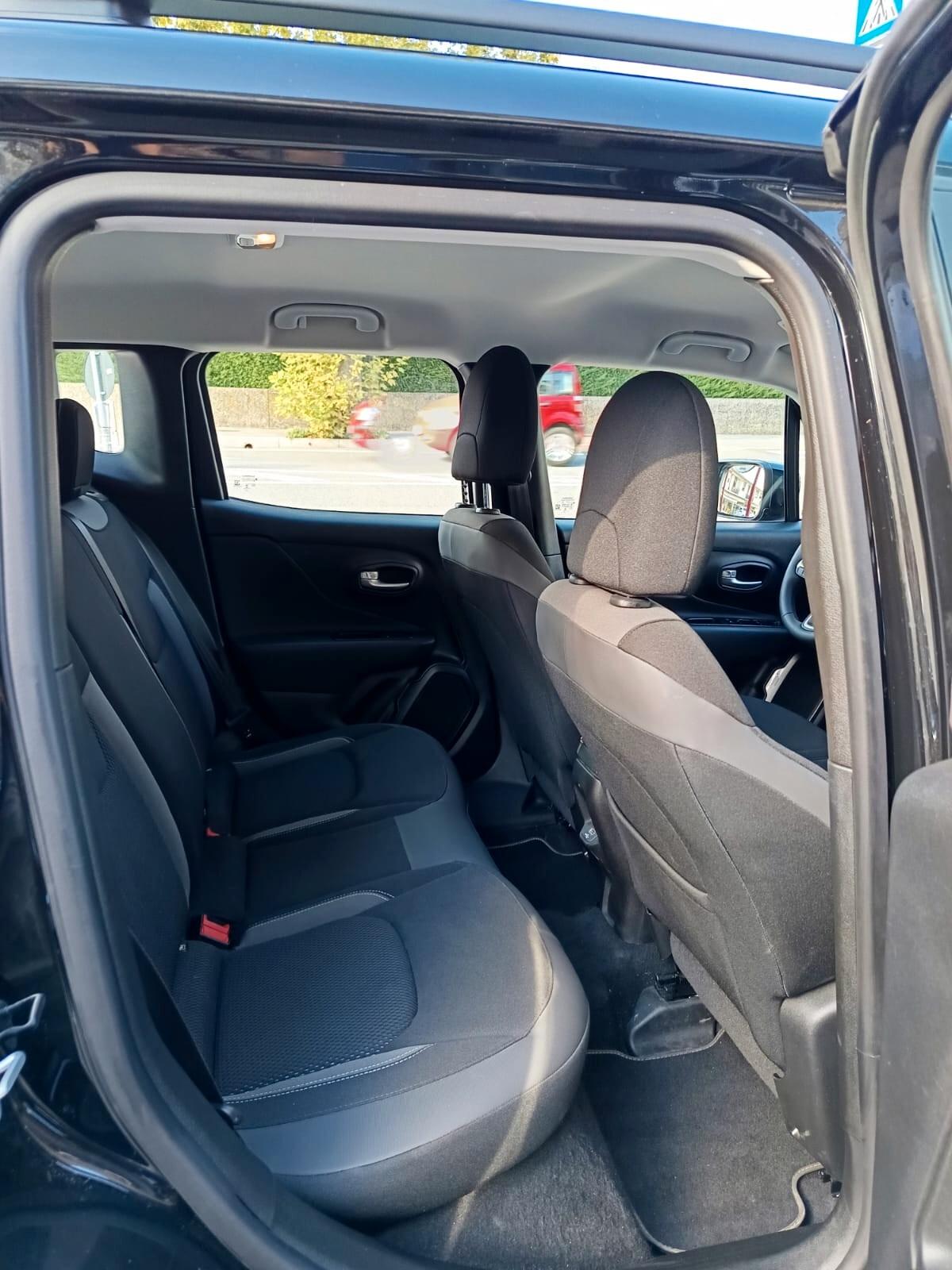 Jeep Renegade 1.5 Turbo T4 MHEV Limited
