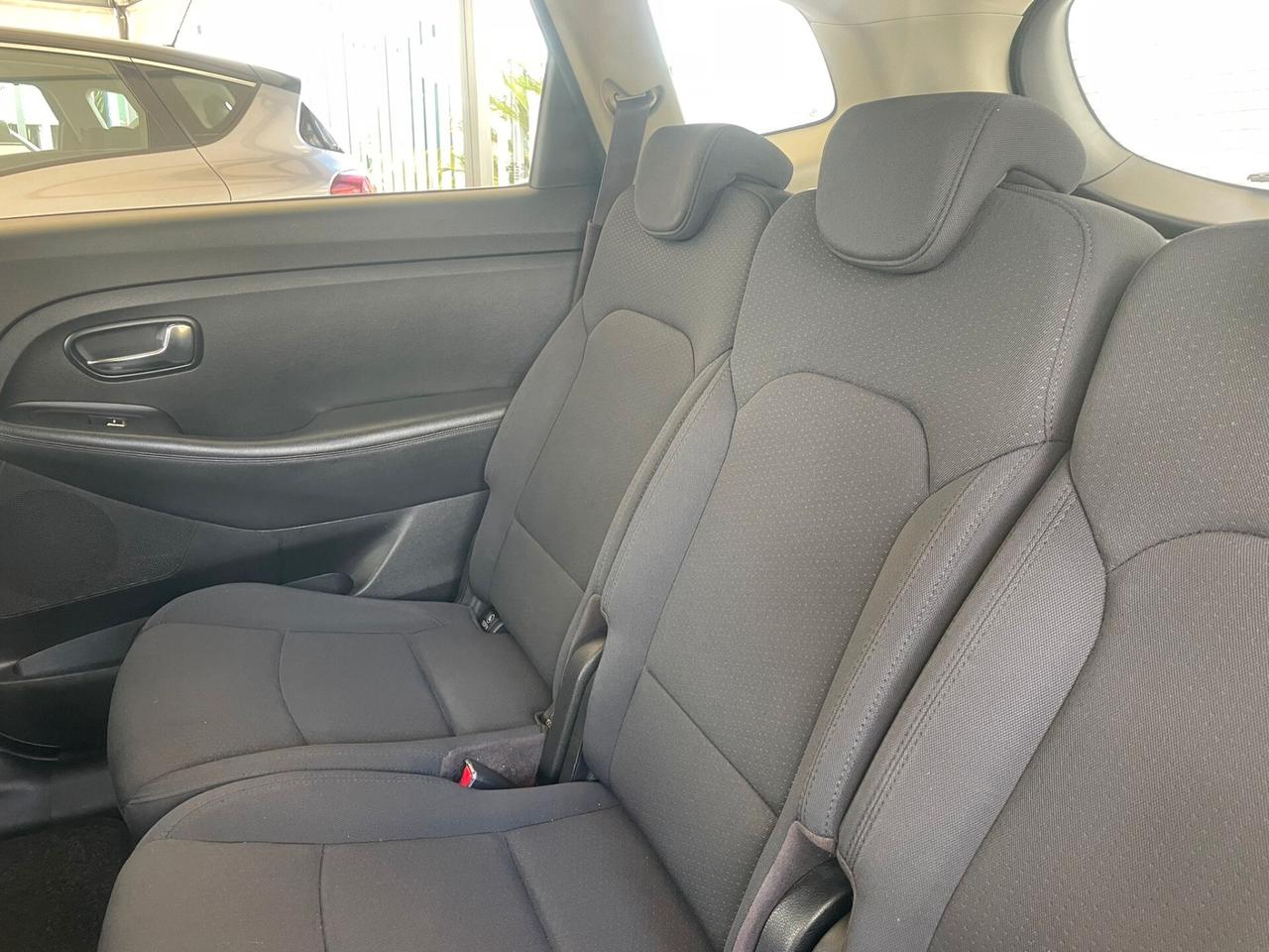 Kia Carens 1.7 CRDi 115 CV Cool
