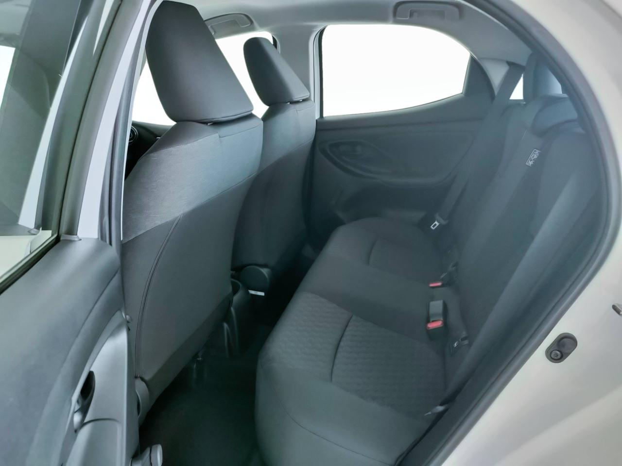TOYOTA Yaris IV 2020 - Yaris 1.0 Active