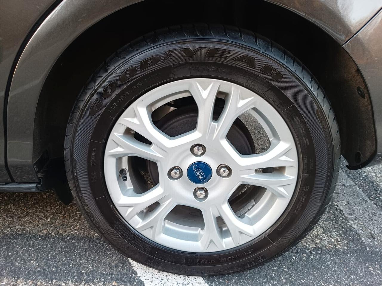 Ford B-Max GPL Casa Madre 2036 64950kM