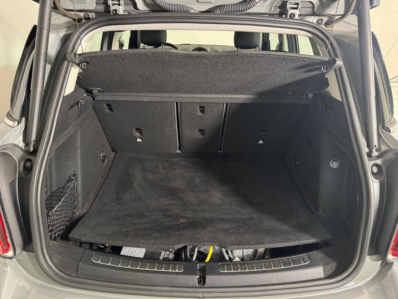 MINI Countryman Cooper SE ALL4 Business