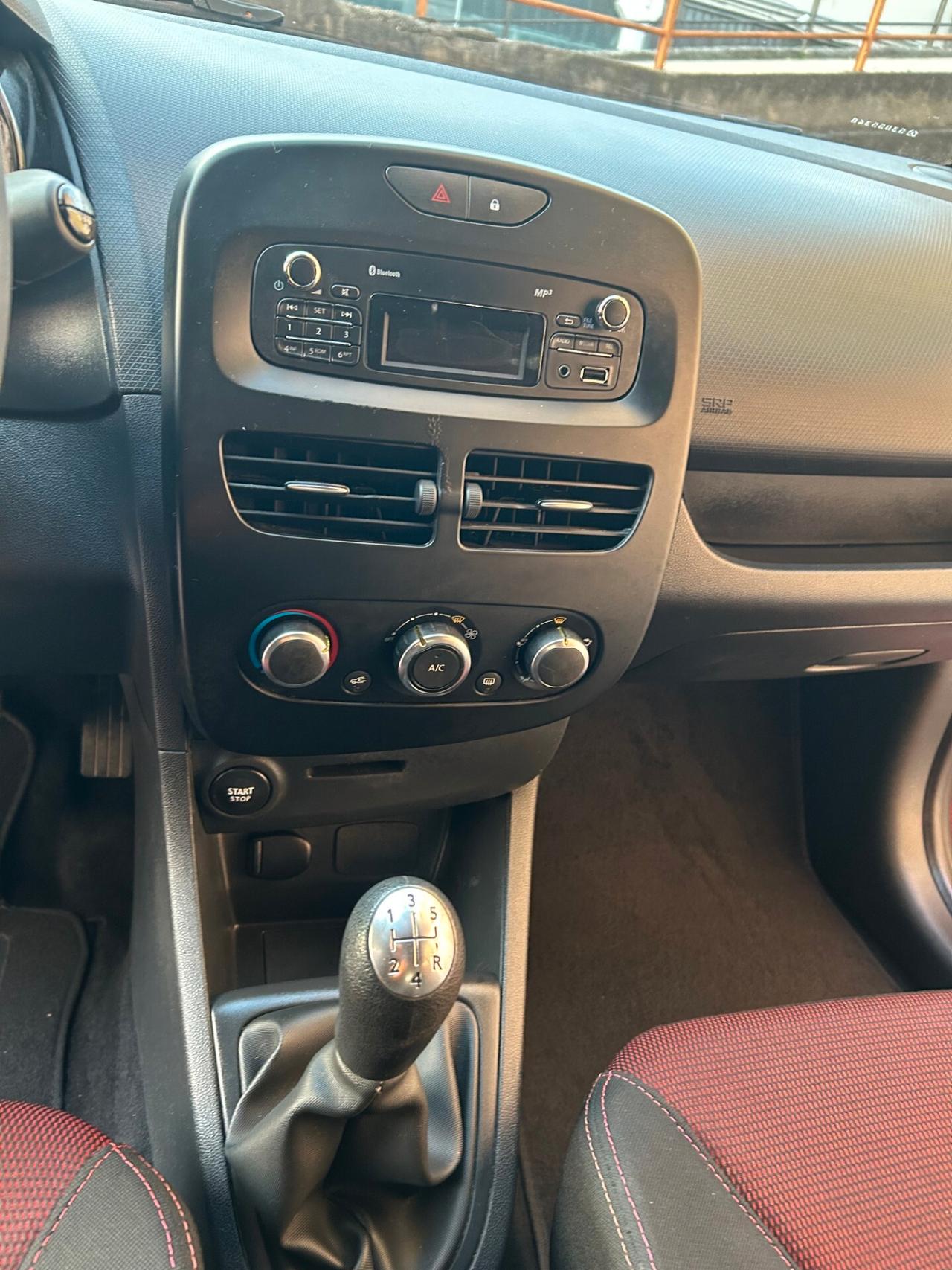 Renault Clio 1.5 dCi 8V 75CV Start&Stop 5 porte Duel
