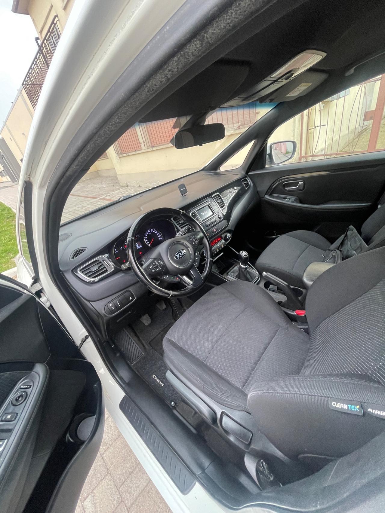 Kia Carens 1.7 CRDi 115 CV Class 7 posti