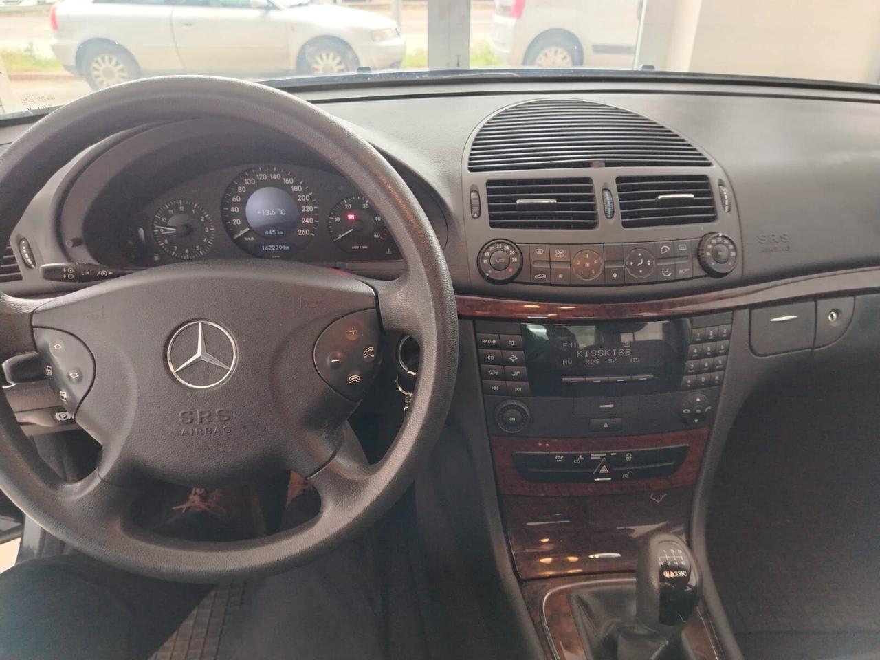 Mercedes-benz E 220 CDI cat Avantgarde