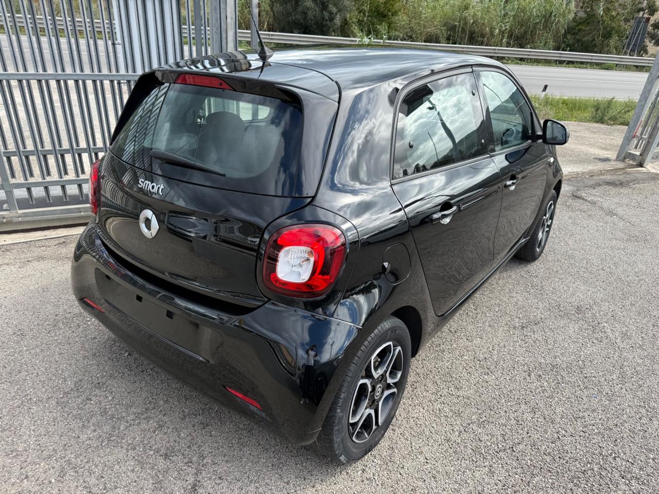 Smart ForFour 70 1.0 Passion