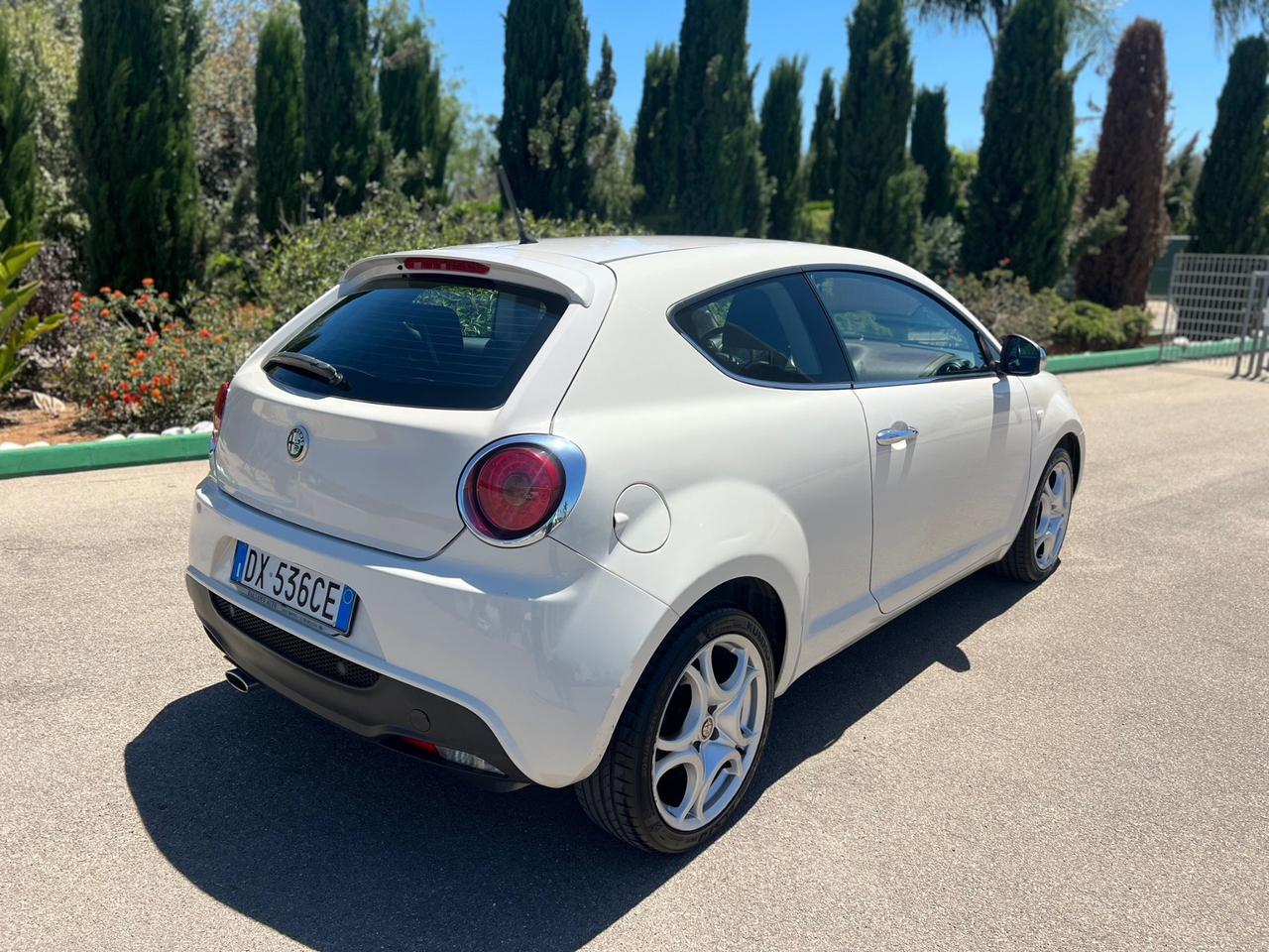 Alfa Romeo MiTo 1.4 78 CV NEOPATENTATI Distinctive Sport Pack DNA