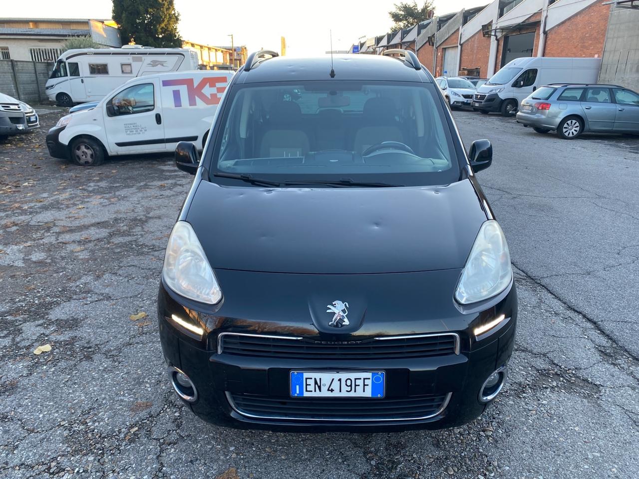 Peugeot Partner Tepee 1.6 HDi 92CV Outdoor