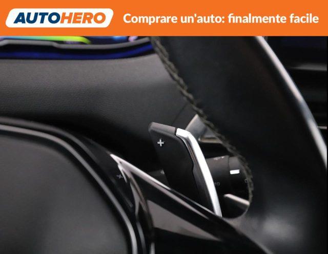 PEUGEOT 3008 Hybrid4 300 e-EAT8 Allure Pack