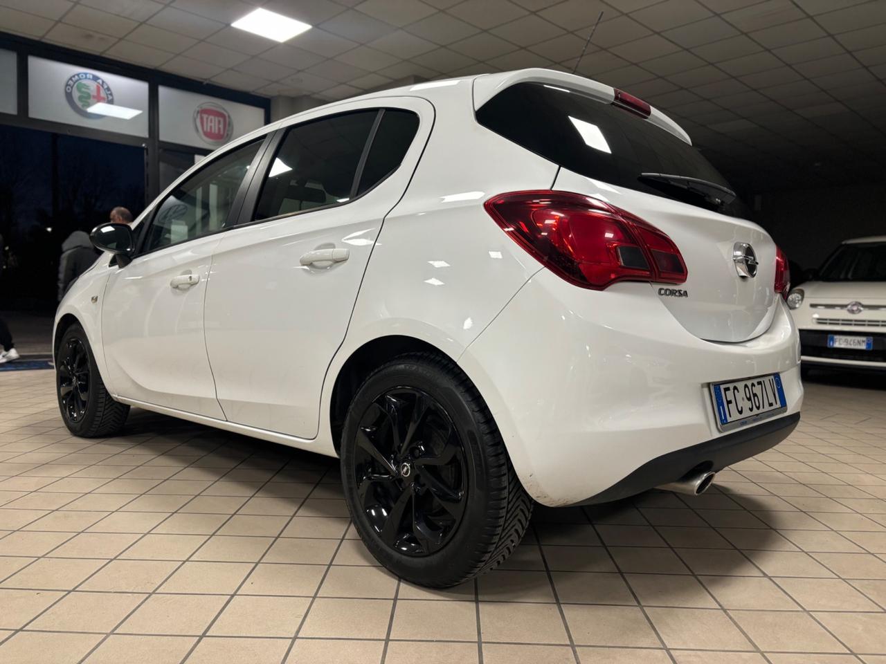 Opel Corsa 1.4 90CV GPL Tech 5 porte b-Color