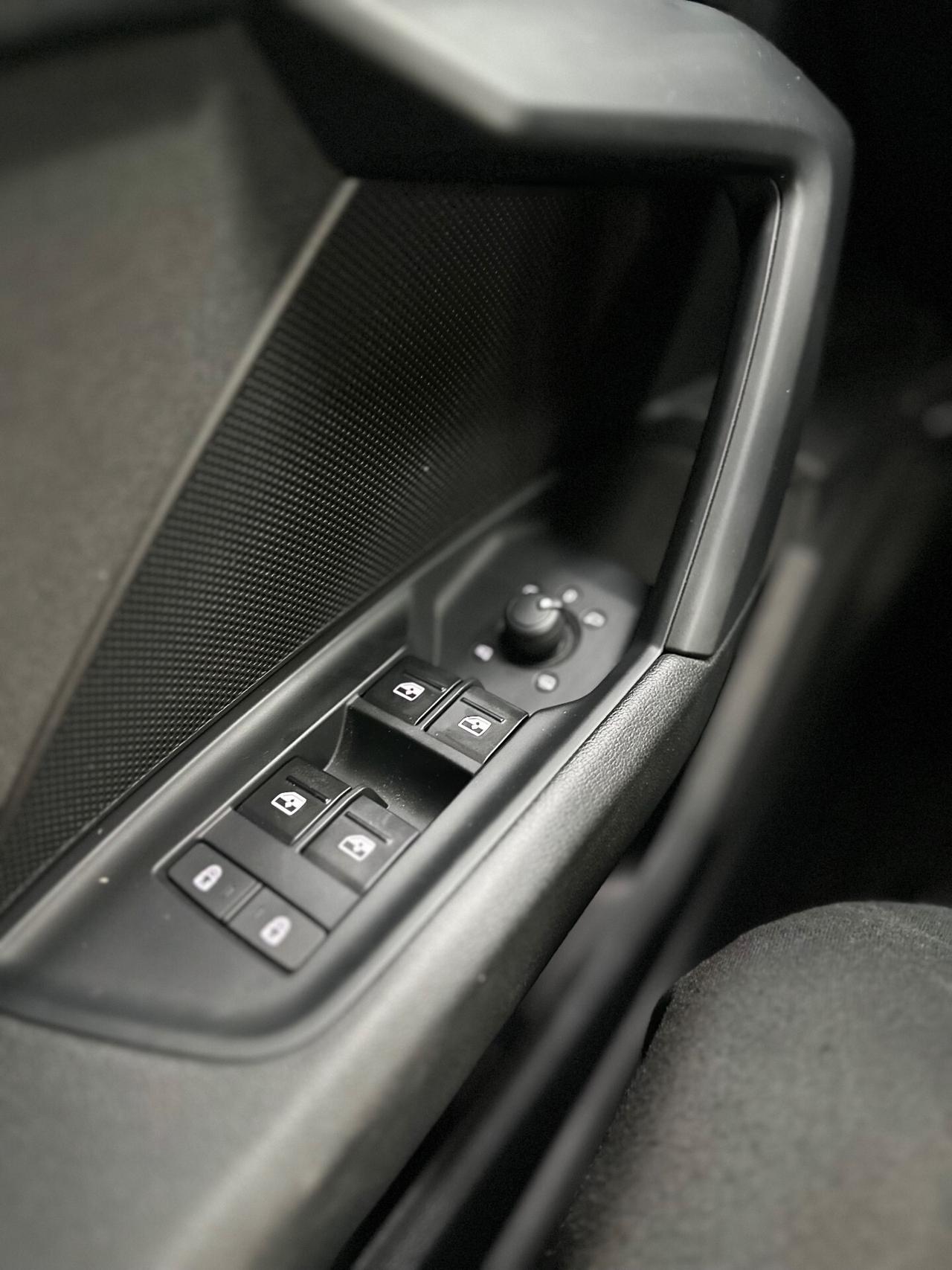 Audi A3 S TRONIC SPB 30