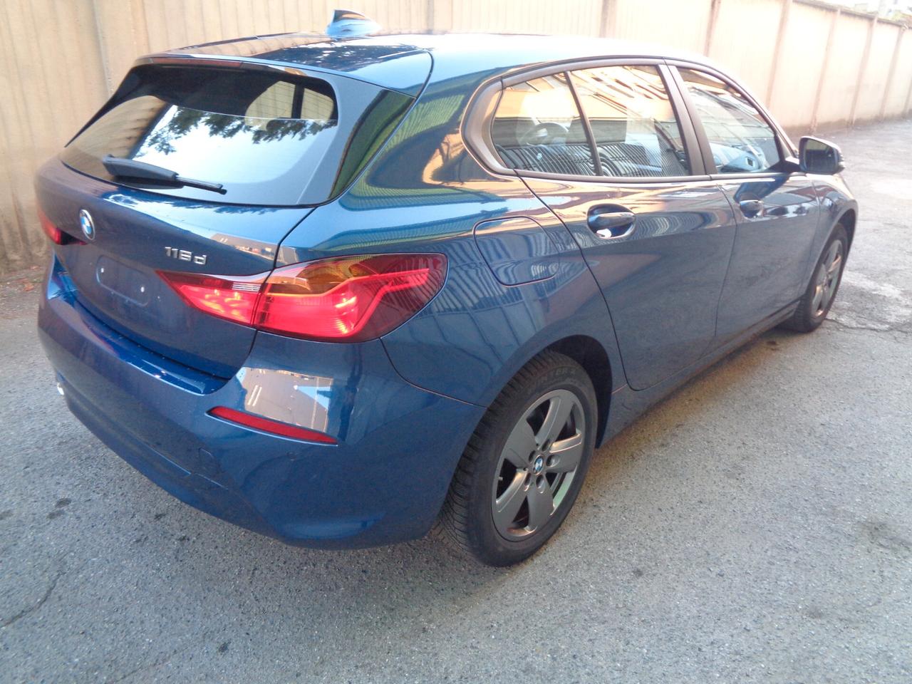 Bmw 116 116d 5p. Business Advantage