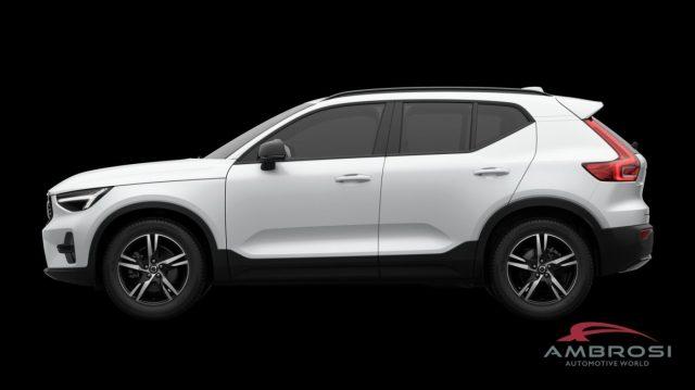 VOLVO XC40 B3 Mild hybrid Benzina Plus