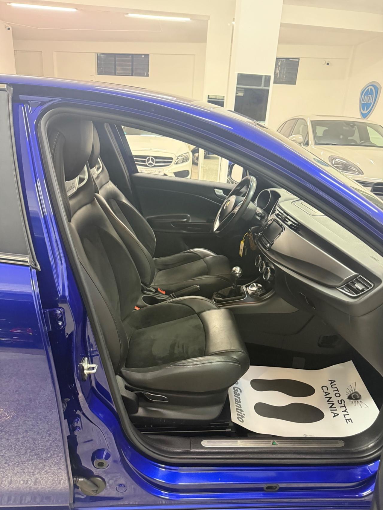 Alfa Romeo Giulietta 1.6 JTDm-2 105 CV Exclusive