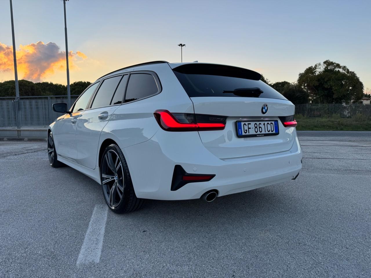 Bmw 318 318d 48V Touring Sport