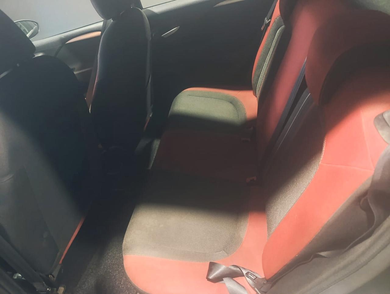 Fiat Grande Punto del 2012 benzina 120.000 km