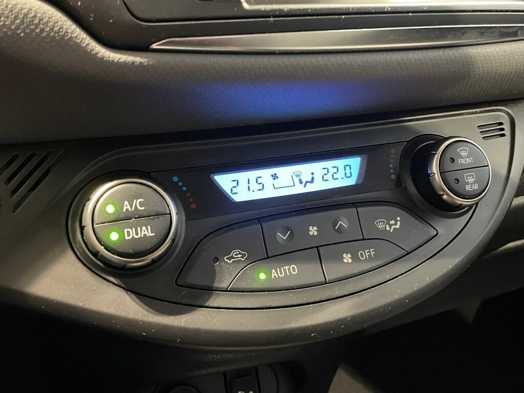 Toyota Yaris 1.5 Hybrid 100CV Active (FHEV)