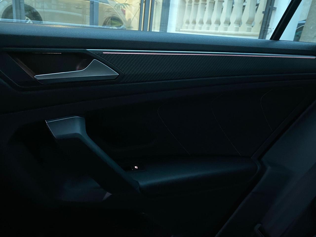 VOLKSWAGEN TIGUAN 2.0 TDI R-Line 4MOTION 2023